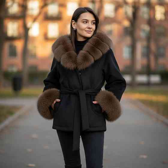 Пончо женское натуральный мех оверсайз с капюшоном и манжетами 42/44 Харьков