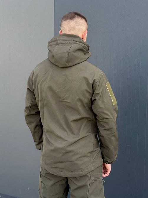 Тактическая ветрозащитная куртка оливкового цвета осенняя штурмовая водоотталкивающая куртка для военнос   WAR Львов - изображение 4