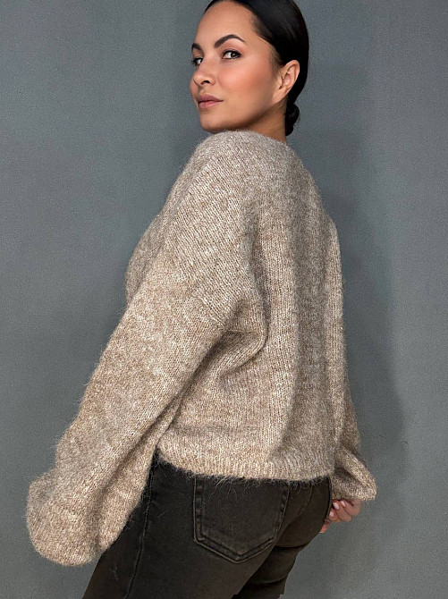 Светр жіночий A-N 08-1 оверсайз з вовною виріз мис, бежевий, one size Київ - фото 4