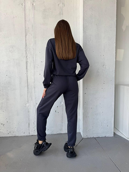 Женский повседневный костюм двойка: кофта и брюки двуухнитка-петля Графит, 42 Одесса - изображение 8