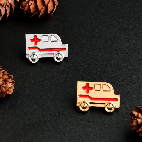 Брошь для доктора Скорая помощь золотистая Киев - изображение 2