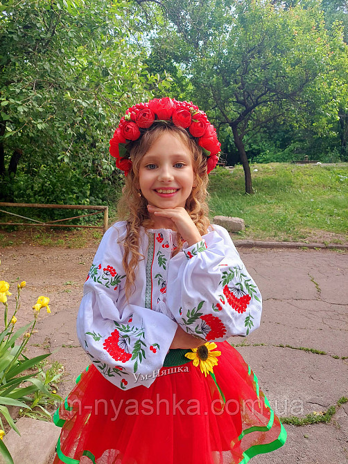 Дитяча вишиванка на натуральному полотні Калина сила роду Кривий Ріг - фото 2