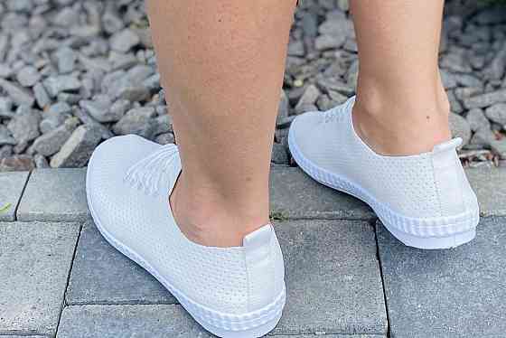 Yzy Мокасини балетки жіночі білі весна-літо зі штучної шкіри з перфорацією YZY B2109-2 р. 36-41 Коломия