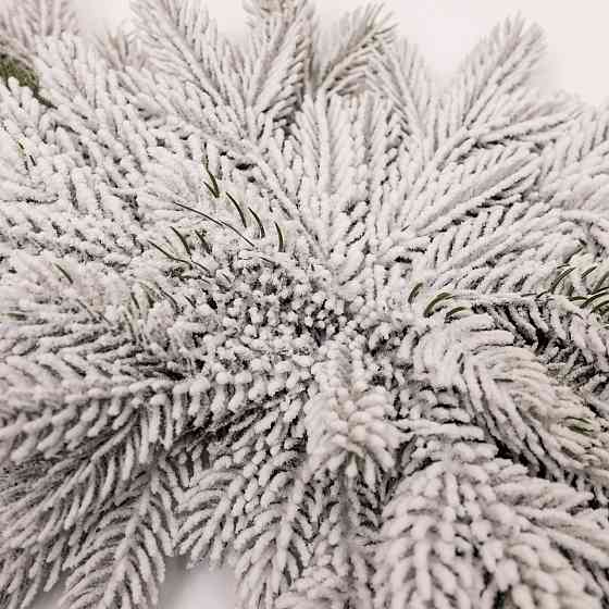 Засніжена хвойна гирлянда "Північна зірка" 60*35 см Київ