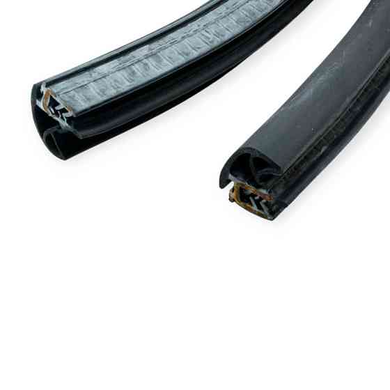 Уплотнитель двери Фольцваген Кадди 03- сдвижной Мукачево