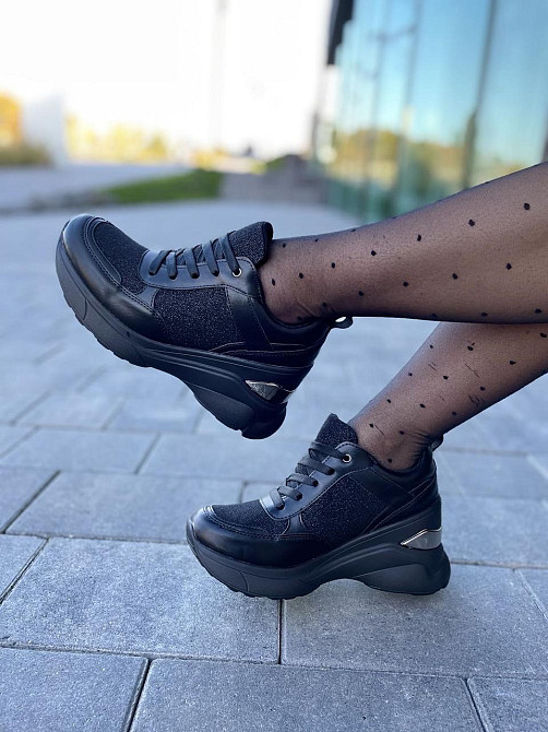 Stilli Снікерси жіночі STILLI чорні еко-шкіра демісезонні платформа размеры 36р.37р.39р. (4702) Коломия - фото 2