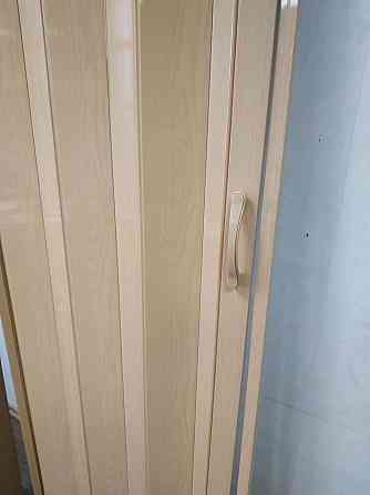 Ширма-гармошка міжкімнатна No3 Дуб світлий 820х2030х0,6 мм розсувна пластикова глуха Дніпро