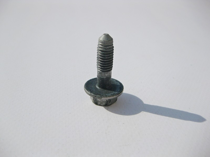 Mercedes-Benz  A0159902501 Болт петлі двері M8x27 S-Class W220 C-Class W203 CLC Sportcoupe C203 E-Class W211 CLS C219 CLK C209 Одесса - изображение 6