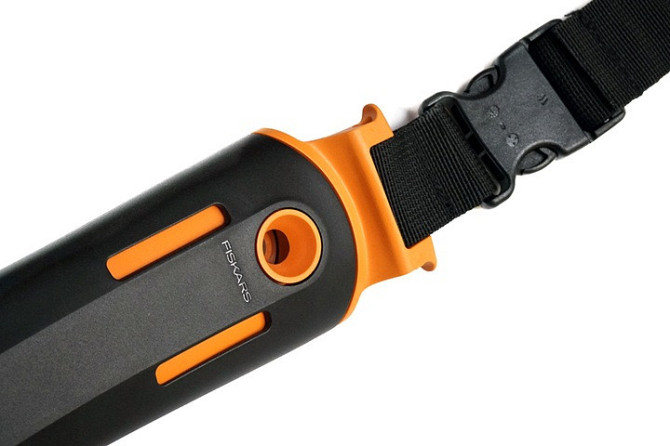 Профессиональная Ручная Пила для обрезки с чехлом Fiskars 