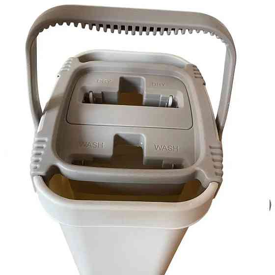 Швабра с отжимающим ведром 12 литров R1 швабра лентяйка с ведром Одесса