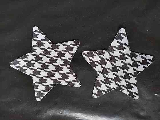 Наклейки на бюст Зірочки 8 см чорно-білий. Київ