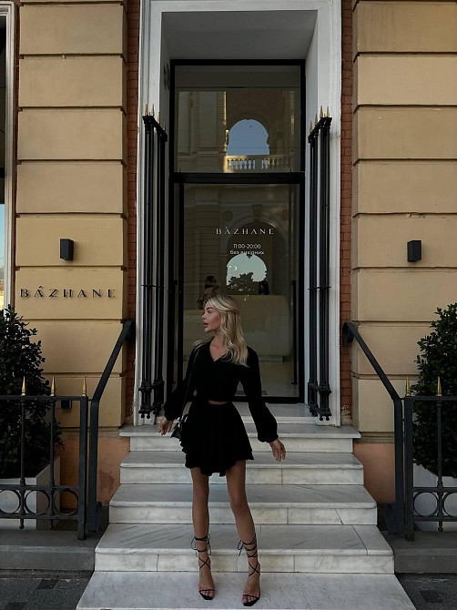 Жіночий романтичний костюм двійка: топ на зав'язках та шорти американський креп Одеса - фото 6