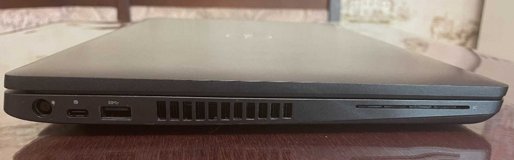 Ноутбук 15" FHD Dell Precision 3540 (i7-8565U/16/SSD256/WX2100) Харків - фото 2