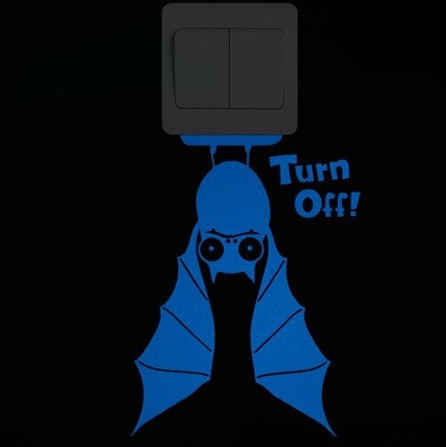 Наклейка на Хэллоуин Летучая мышь 8 на 6 см голубой Киев - изображение 1