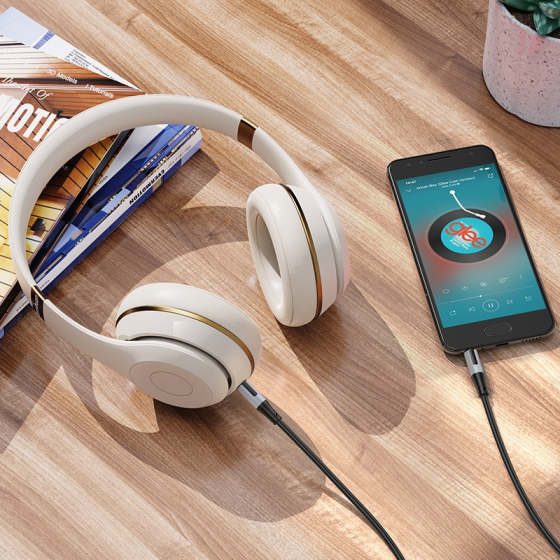 Аудіокабель BOROFONE BL19 Creator чорний Київ