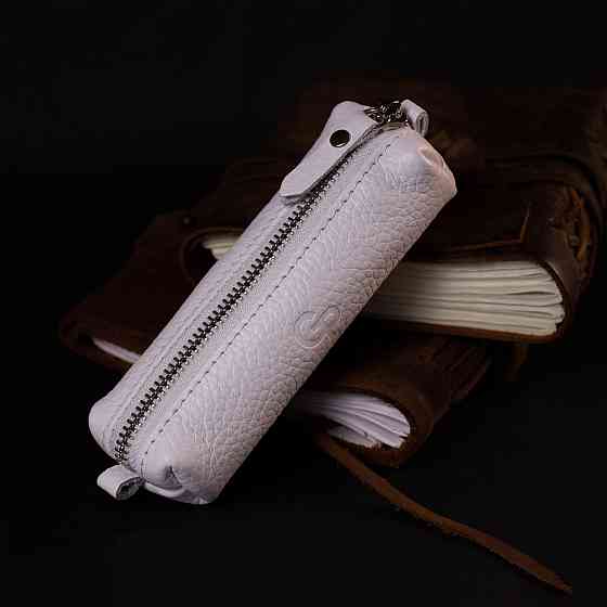 Чудова шкіряна ключниця GRANDE PELLE 11671 Білий Київ