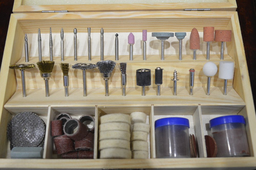 Набор для дремеля в деревянной коробке Полтава - фото 1