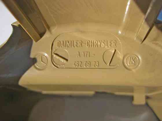 Mercedes-Benz  A1714620923 8K67 Пластикове облицювання рульової колонки бежева E-Class W211 CLC C219 G-Class W463 Одеса