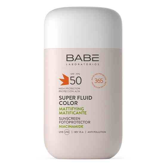 Солнцезащитный BB-флюид с матирующим эффектом для жирной кожи Super Fluid Color SPF 50 Niacinamide Babe Laboratorios 50 мл Киев