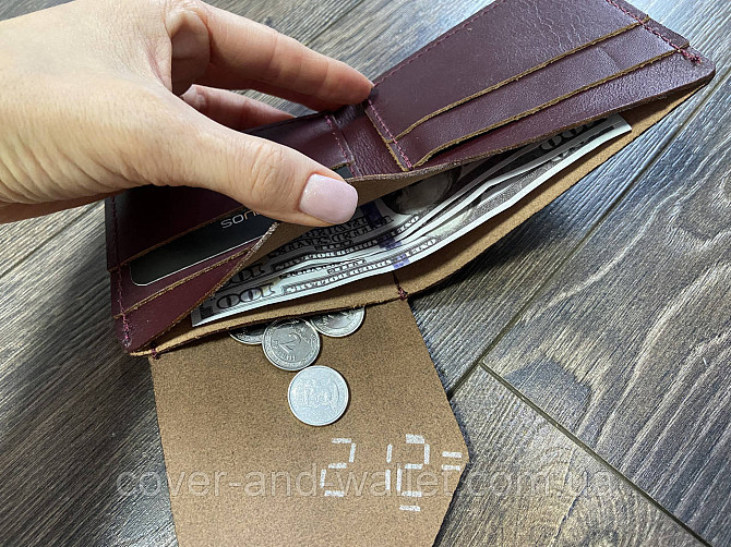 Компактный кожаный кошелёк ручной роботы бордового цвета Puos 545661 Киев - изображение 5