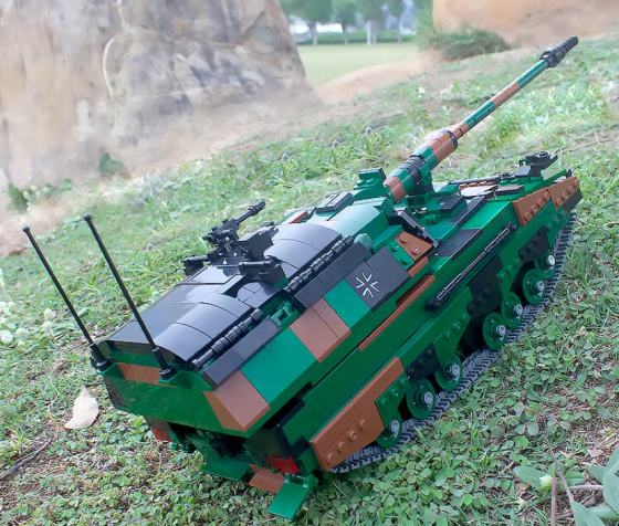 Конструктор детский.Военная машина-танк Panzerhaubitze 2000 САУ на 1345 деталей Каменец-Подольский