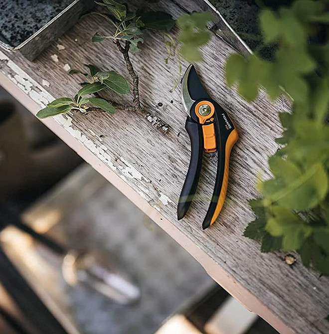 Площинний секатор 26.5 см Fiskars "PlusTM P541" (1057169) Нержавіюча сталь Нововолинськ - фото 6