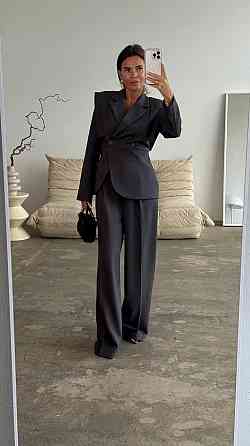 Жіночий стильний костюм для штанів: піджак і штани костюмка Графіт, 42/44 Одеса