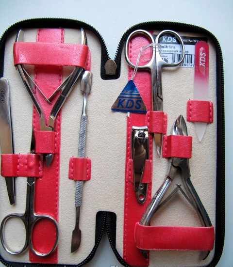 Маникюрный набор KDS (7 предметов) 7105 с хрустальной пилочкой Киев - изображение 4