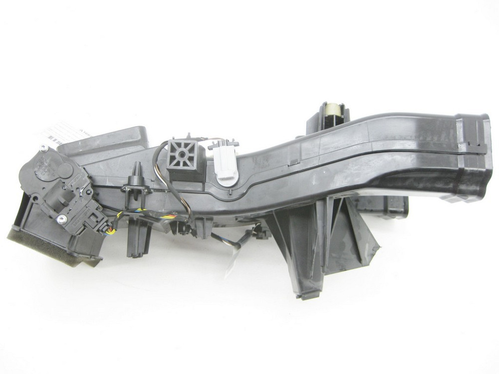 Mercedes-Benz  A1668301600 Внутрішній повітропровід центральної консолі ML/GLE W166 GL/GLS X166 GLE Coupe C292 Одесса - изображение 7