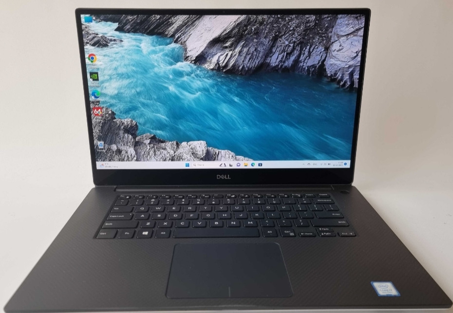 Ноутбук DELL XPS 7590 I7 9750 H/ GTX 1650/ RAM 16 Gb/ SSD 512Gb/ OLED 4K Київ - фото 1