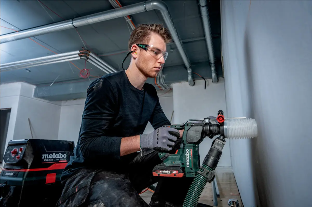 Потужний акумуляторний перфоратор Metabo Powermaxx BH 12 BL 16 : з АКБ 12V 2шт-4.0 Ач, 1.3 Дж (600207850) Київ - фото 7
