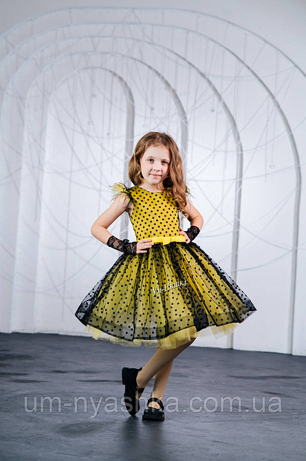 Пышное нарядное платье в ретро стиле 