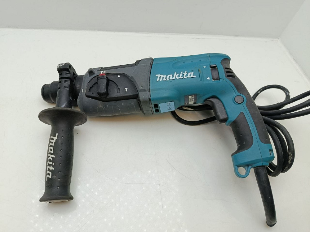 Перфоратор Makita HR2470 (780 Вт, SDS-Plus) ( товар вживаний) Луцьк - фото 1