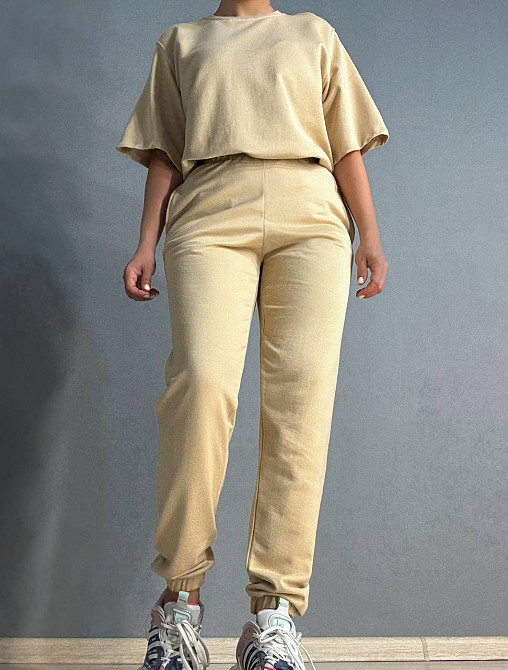 Костюм женский Pepper&mint 24-01-01 оверсайз футболка с брюками на резинке капучино, капучино, L Киев - изображение 15