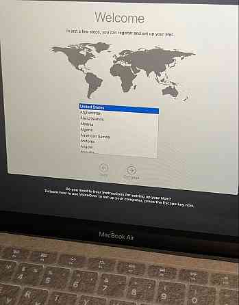 Ноутбук: MacBook Air 13