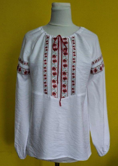 Вышиванка для девочек с красным орнаментом лен жатка Одесса - изображение 1