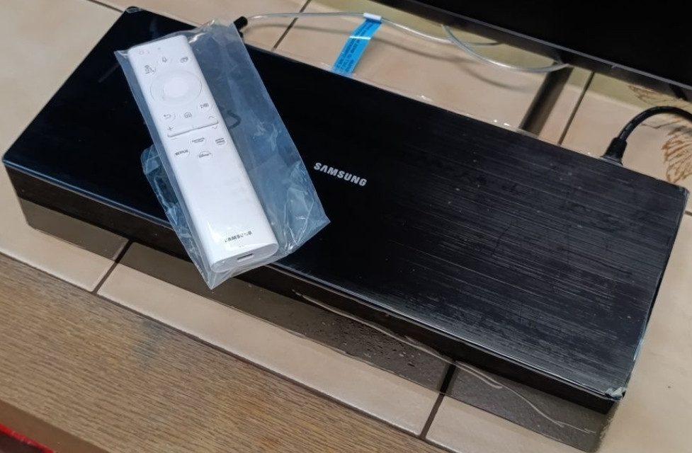 Телевизор Samsung 43