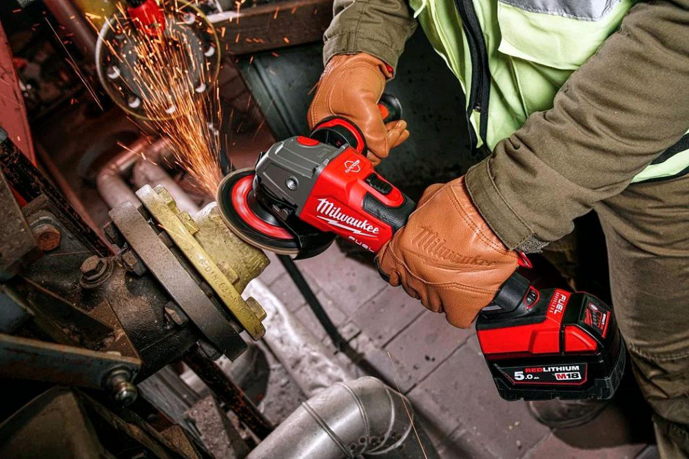 Аккумуляторная угловая шлифмашина MILWAUKEE M18 FSAGV125XB0X 4933478436 Одесса - изображение 5