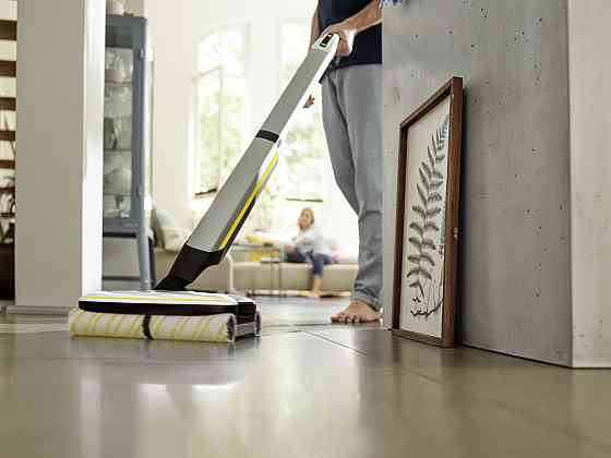 Акумуляторний мийний пилосос Karcher FC 7 Cordless (1.055-701.0) ( Сірий ) Харьков