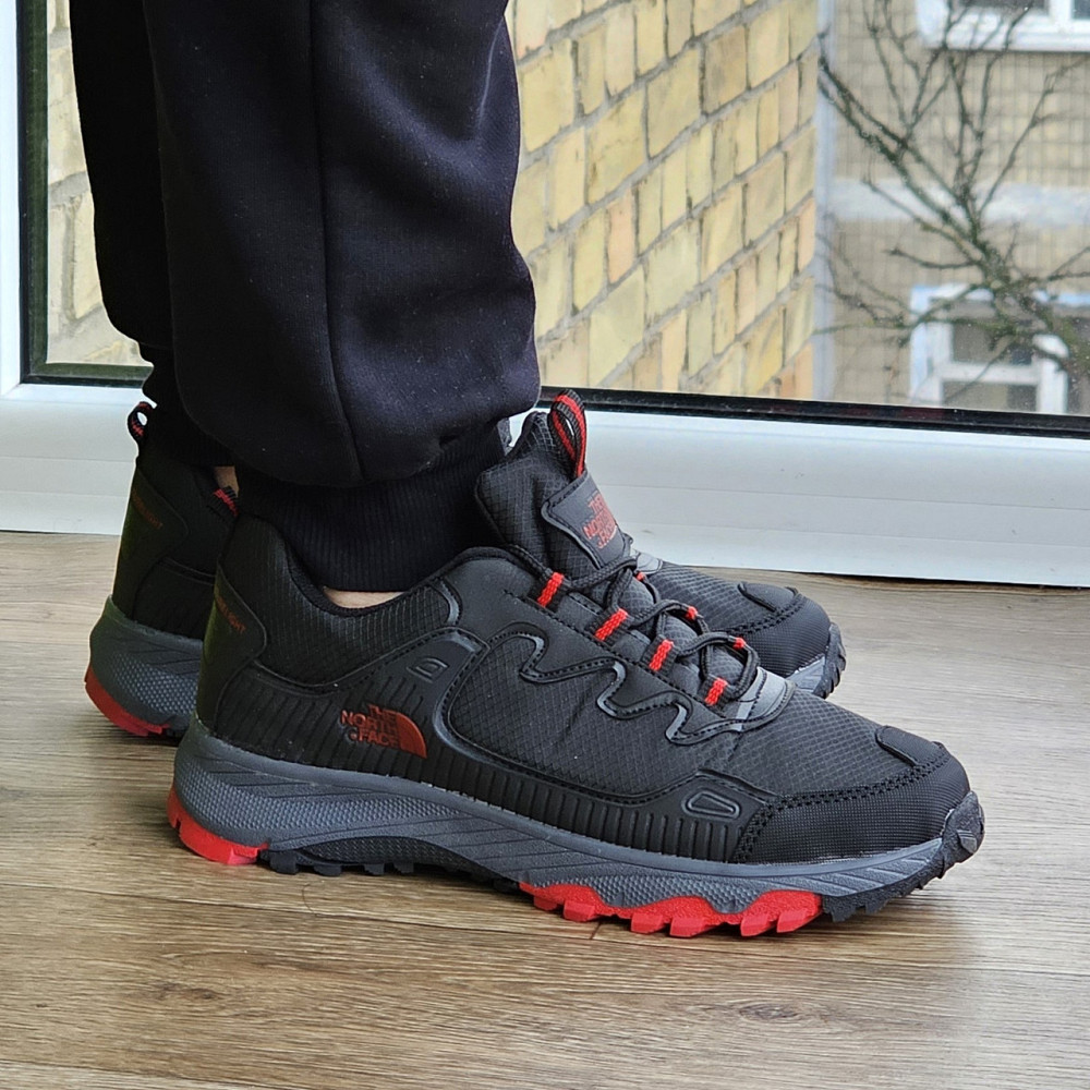 Мужские Кроссовки The North Face Черные с Красным Норт Фейс (размеры: 40,41,42,44) ВидеоОбзор Днепр - изображение 7