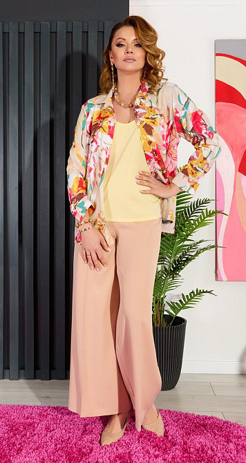 Лёгкий костюм тройка (48) Киев - изображение 3