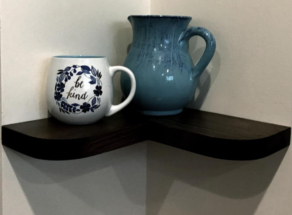 Полка для ванной 