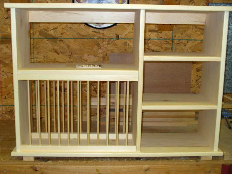 Полка для тарелок и блюд 