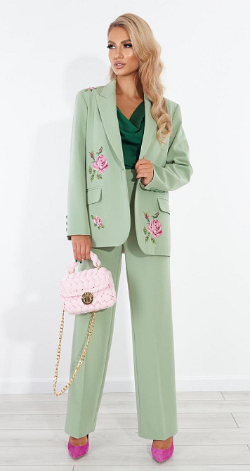 Брючный костюм с вышивкой Киев - изображение 1