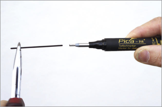 Маркер фірмовий з довгим носиком Pica-Ink Deep Hole Marker, 150/46 чорний Одеса - фото 8