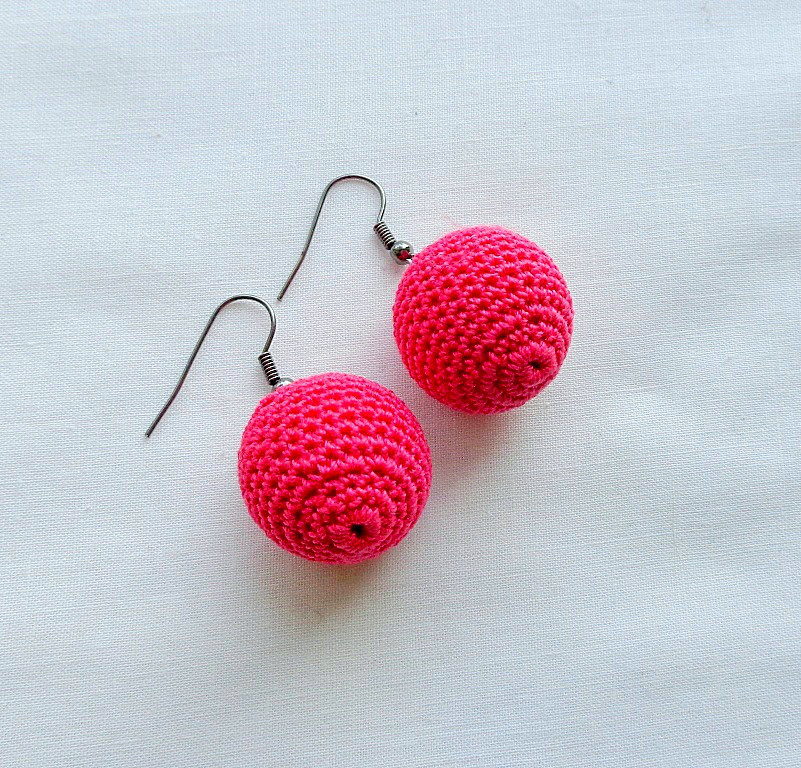 Серьги коралловые шарики ручной работы 