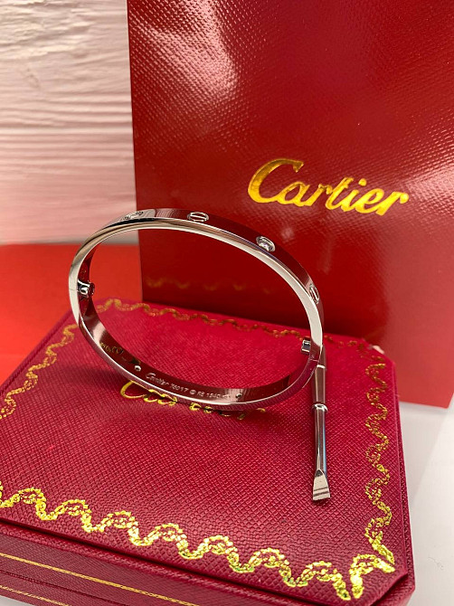 Браслет Cartier з цирконами, покриття білим золотом AU750 / Красива подарункова упаковка - коробочка з оксамитом та пакет Одеса - фото 2