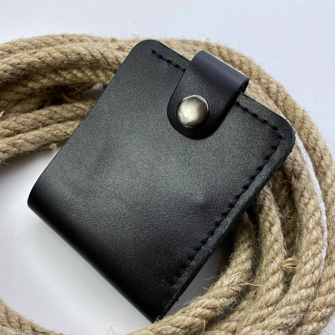 Гаманець шкіряний жіночий Біфолд Глянець Чорний маленький, стильний, модний, з відділеннями для карт та купюрMasterSem Київ - фото 3