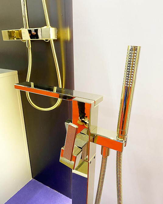 Змішувач для ванни окремостоячий на підлогу IMPRESE DEIRA ZMK112009060 золото Київ - фото 3