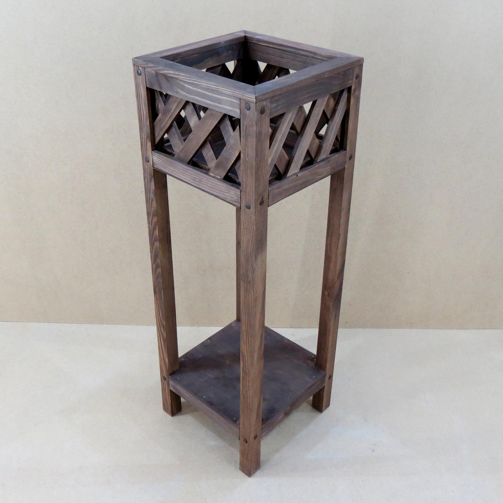 Кашпо на стойке 